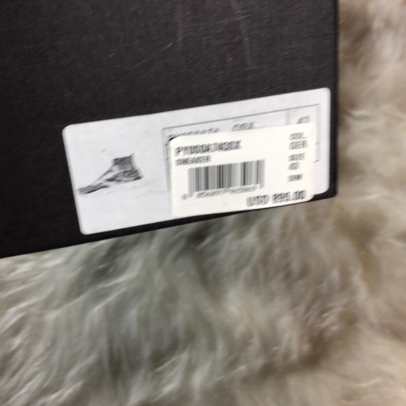 Valentino Garavani - Picture 3 of 5